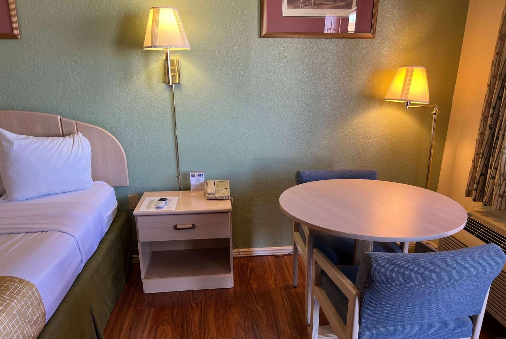 Travelodge By Wyndham Holbrook Εξωτερικό φωτογραφία